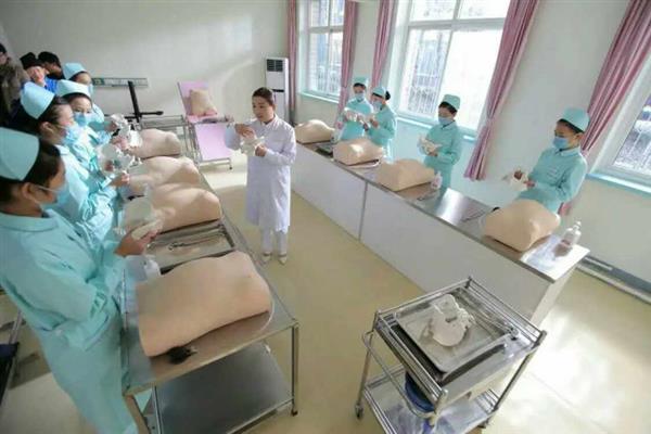 石家莊北方醫學中等專業學校有優惠政策嗎？畢業好就業嗎？